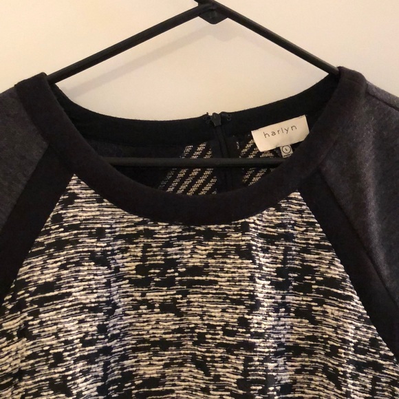 Anthropologie tunic size large. Worn once. - Picture 2 of 5